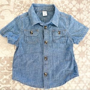 Old Navy baby/toddler boys 12-18 mo blue chambray button up shirt NWOT